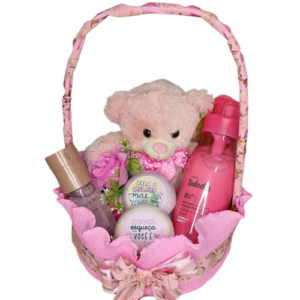 Cesta 10- Pelúcia 18cm+Body Spray Eudora+Hidratante Natura 400ml+Sabonete Natura